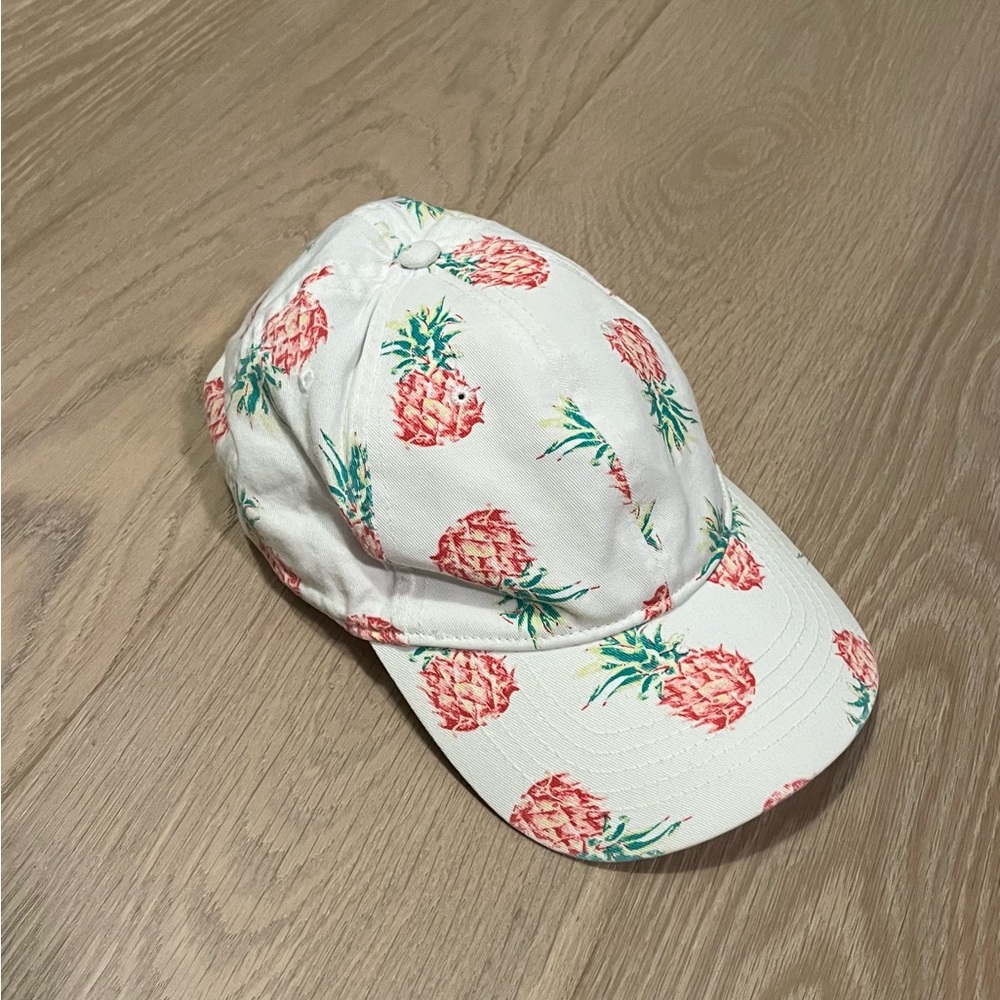White pineapple vacation cap with adjustable Velcro head strap